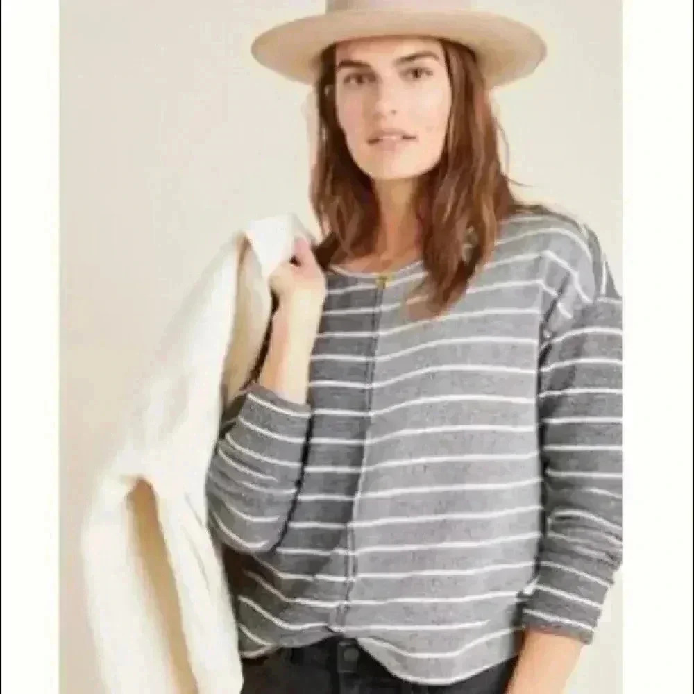 Anthropologie Textured Sweatshirt - Picture 2 of 4